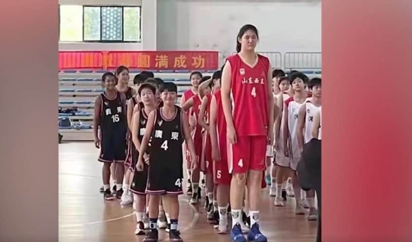 Zhang Ziyu, der größte Teenager der Welt!